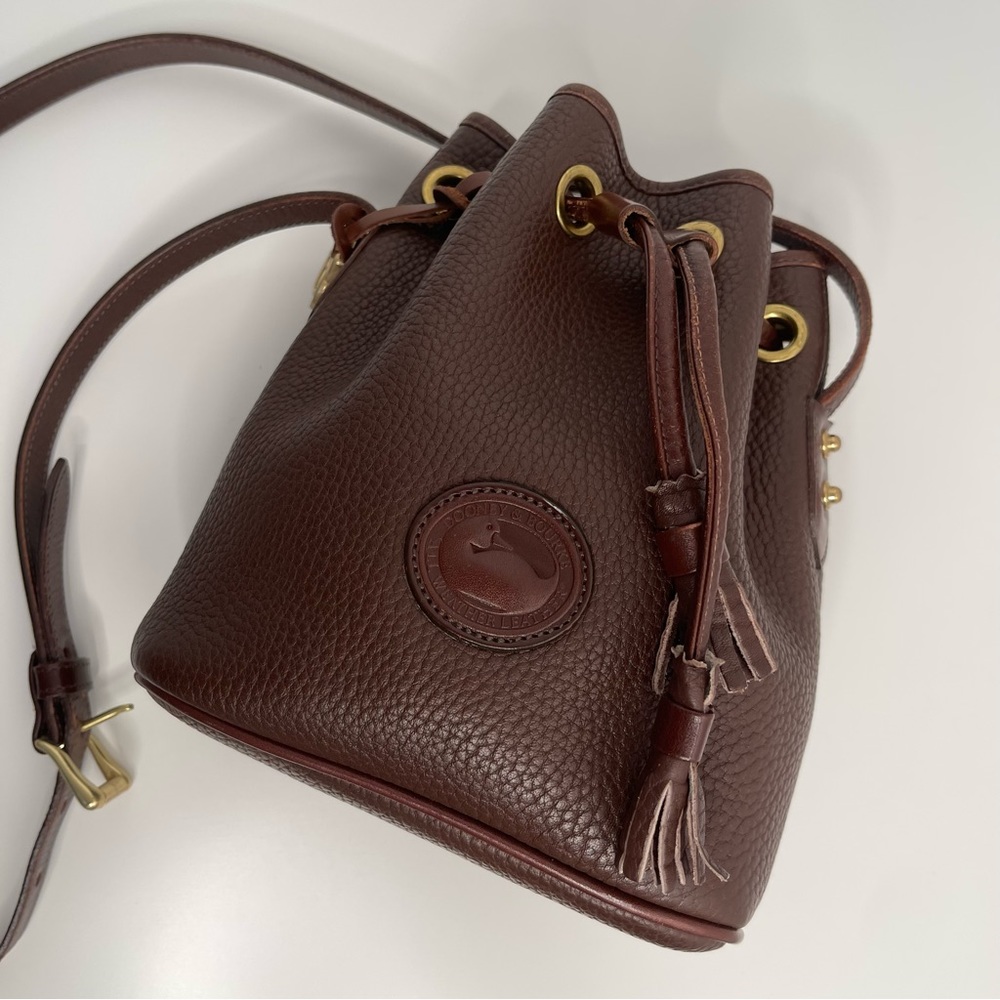 ✨SALE✨ Brown Vintage Dooney & Bourke Drawstring